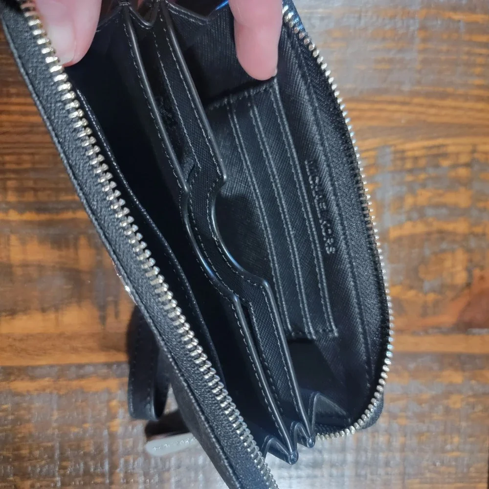 Michael Kors Black MK Logo Wallet Wristlet Excellent Condition